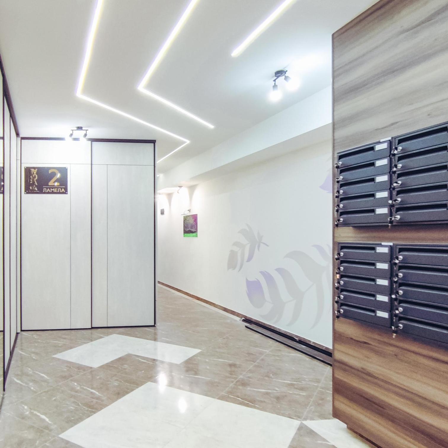 Oota Soko With Parking Garage Kragujevac Exterior foto